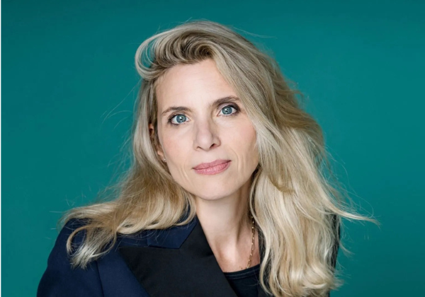 Retrato fotográfico de Laurence Joseph, psicóloga clínica y psicoanalista francesa, autora del libro 'Nuestros silencios'.